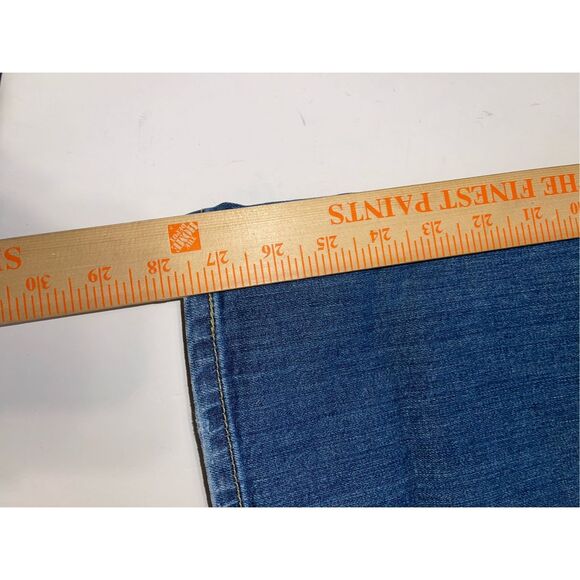 Levis 515‎ Jeans Womens 14 Short Blue Stretch Denim Boot Cut Button Flap Pockets - Picture 2 of 7